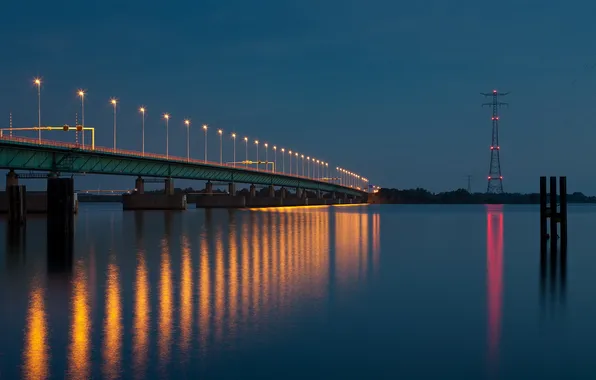 Picture night, bridge, river