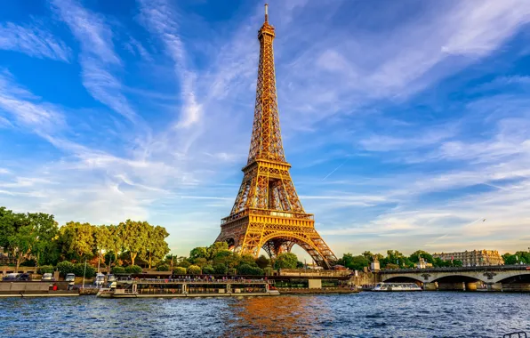 Summer, Eiffel tower, Paris.