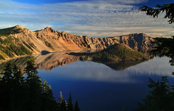 Picture lake, Oregon, USA, Crater Lake, Crater Lake National Park