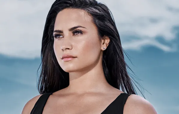 Actress, STYLE, POSE, EYES, MAKEUP, SINGER, look, DEMI LOVATO