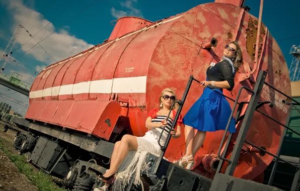 Girls, train, friend
