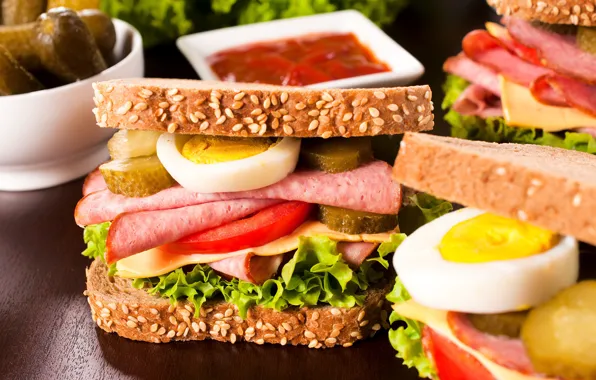Egg, cheese, sandwich, tomato, sauce, ham