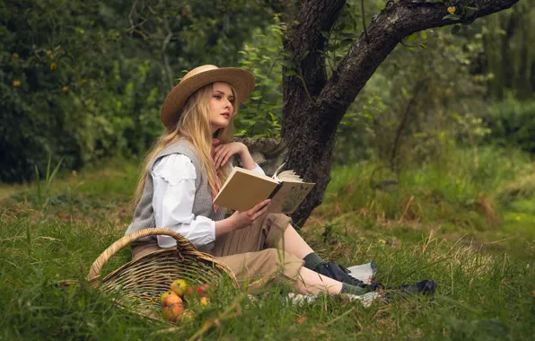 Girl, apples, book, Carla