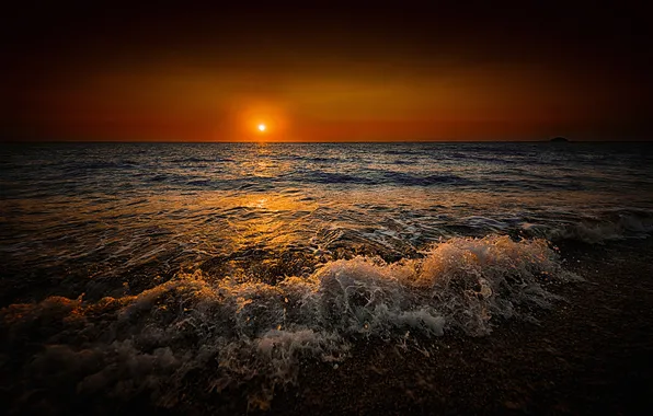 Picture sea, the sun, sunset, shore, surf, glow