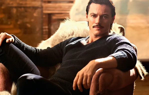 Photoshoot, Luke Evans, Telegraph Men's Style