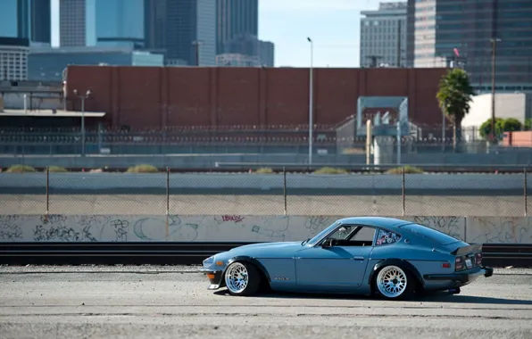 The city, Datsun, Vehicles