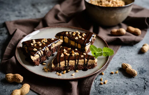 Picture cake, nuts, cream, dessert, chocolate, glaze, peanuts