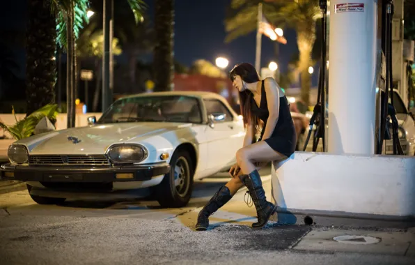 Machine, girl, street