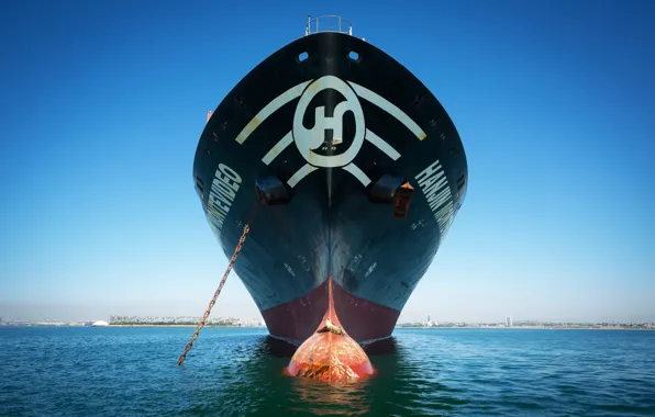 The ocean, Sea, Chain, The ship, Nose, A container ship, Tank, Bulb