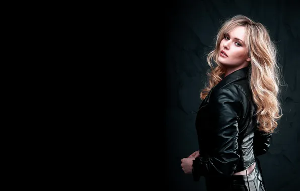 Dark, rear, model, face, hair, elegant, gorgeous, glance