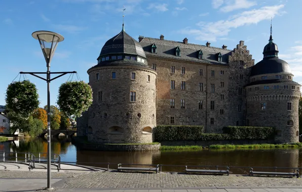Pond, castle, lights, Sweden, Orebro