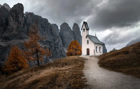 Picture Italy, mountains, church, Dolomites