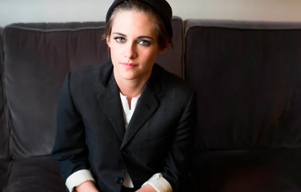 Kristen Stewart, photoshoot, for the film, Alice frame.