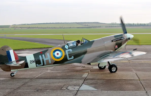 Field, the plane, the airfield, British, WW2, single-seat fighter, Spitfire LF.Vb