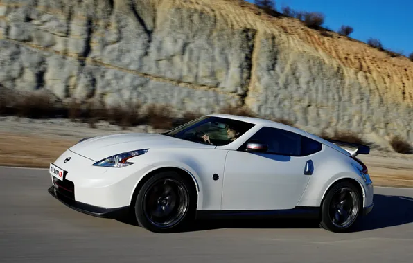 Picture machine, speed, Nissan, white, side view, 370Z, Nismo