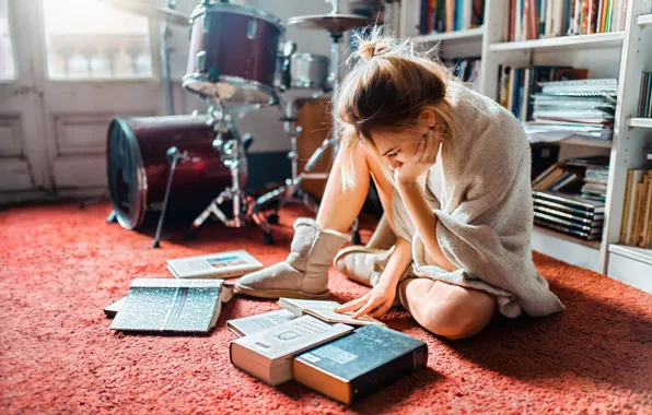 Picture girl, book, on the floor, reading, Gustavo Terzaghi