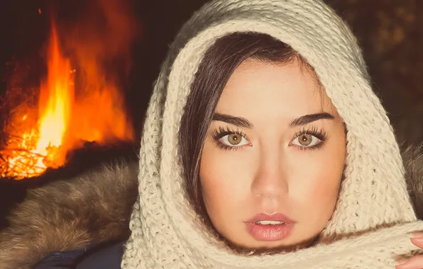 Look, girl, face, background, fire, flame, lips, shawl