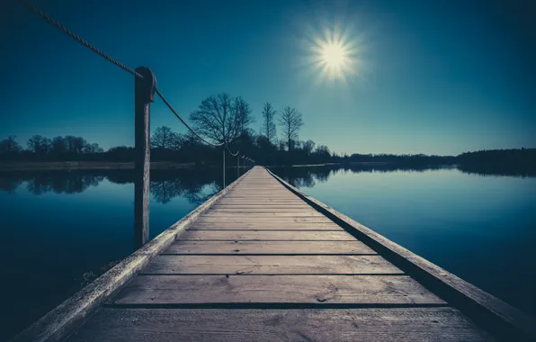 Picture night, bridge, lake