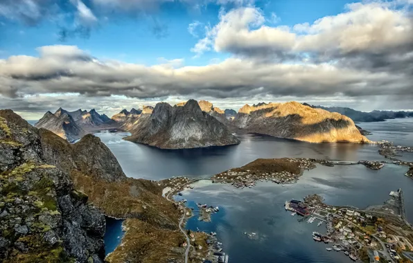 Picture sea, mountains, shore, Lofoten islands