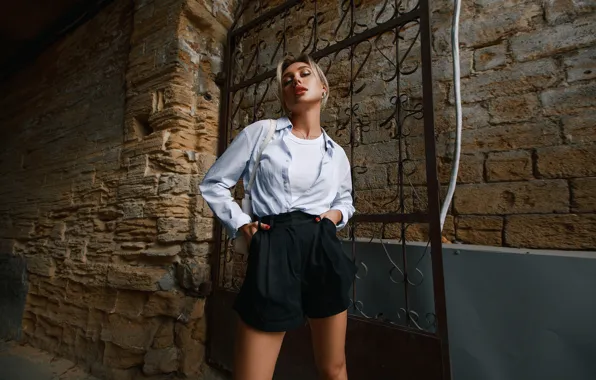 Picture girl, pose, wall, shorts, Vladimir Sereda, Alina Yurchenko
