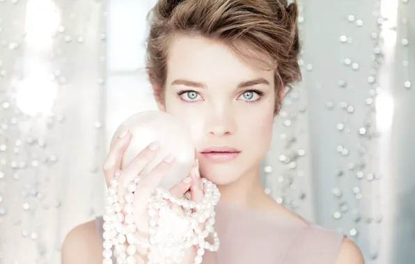 Look, pose, model, makeup, actress, pearl, hair, pearl