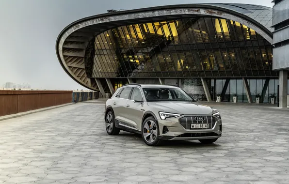 Audi, crossover, E-Tron, 2019, electrocreaser