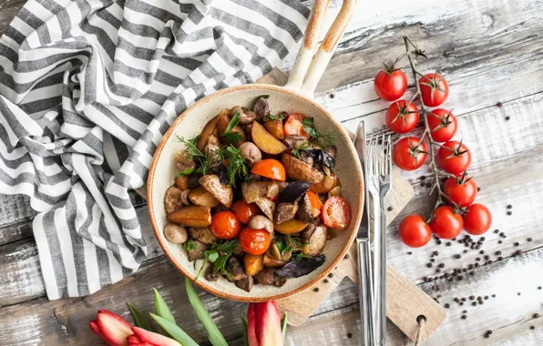Mushrooms, meat, wood, napkin, spices, potatoes, cutting Board, hot
