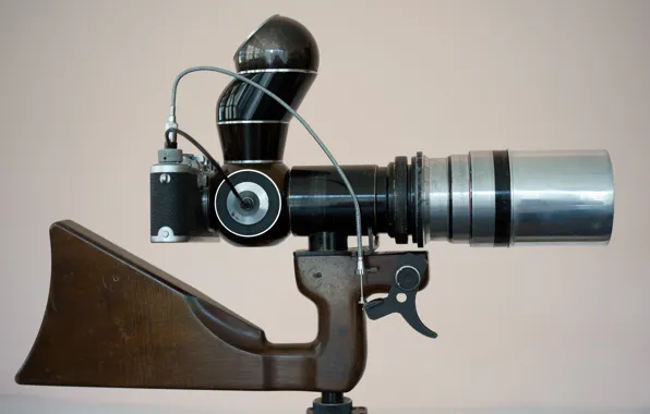 The camera, lens, butt, Kilfitt Tele-Kilar, Dallmeyer 12, 300mm