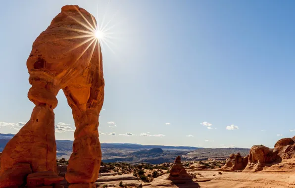 The sun, rays, rocks, arch, Utah, USA, Arches National Park, Archez