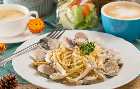 Coffee, spaghetti, shellfish, pasta