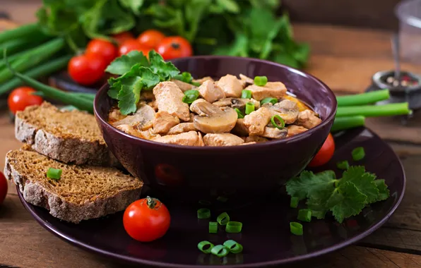 Greens, Mushrooms, tomatoes, Bread