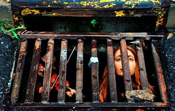 Girl, violin, grille, musician