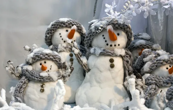Picture winter, new year, snowmen, grey, smiling, fun, White snowmans, scarves