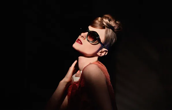 Face, glasses, author, singer, ballerina, Kiesa Rae Ellestad, Kiesza