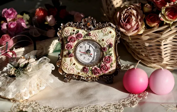 Arrows, watch, roses, candles, figures, basket, candle