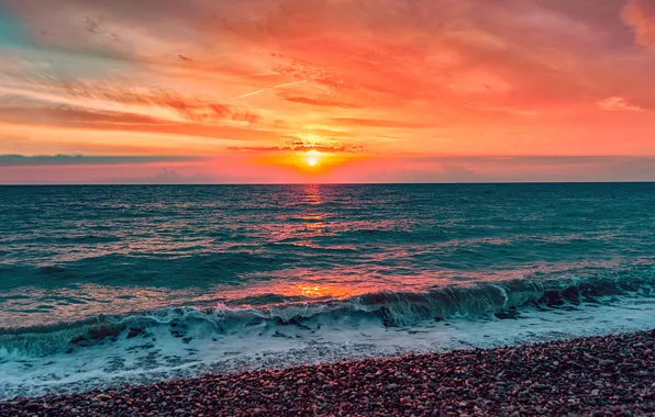 Sea, the sky, the evening