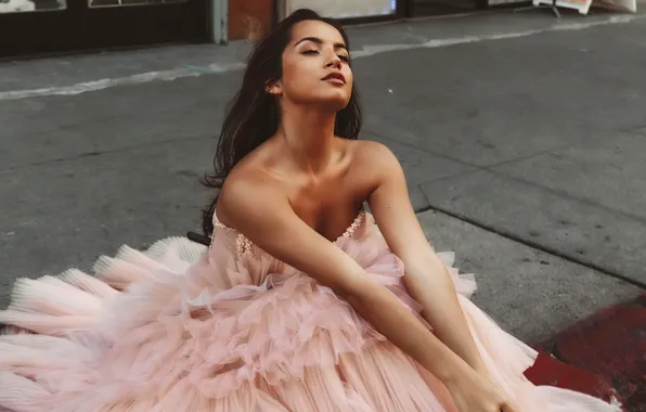 Girl, pose, photo, tan, dress, Isabela Merced