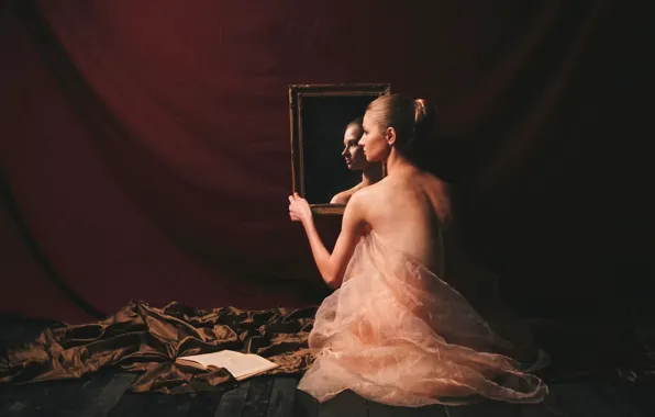 Picture girl, mirror, book