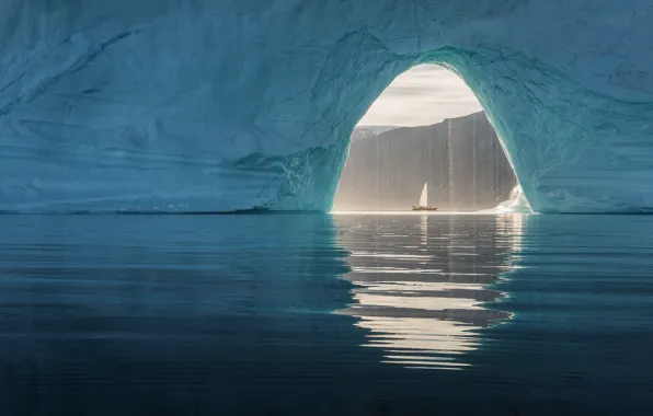 Picture sea, ship, glacier, arch