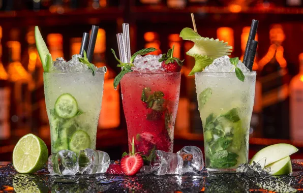 Picture ice, strawberry, cocktail, lime, drink