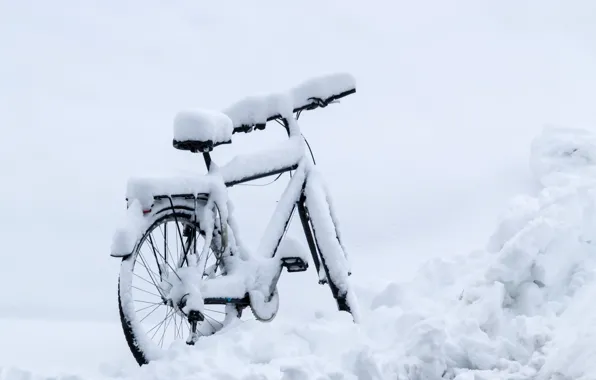 Picture winter, snow, bike