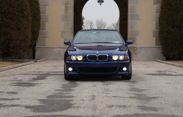 Picture E39, M5, Daytime Running Lights, Dark blue