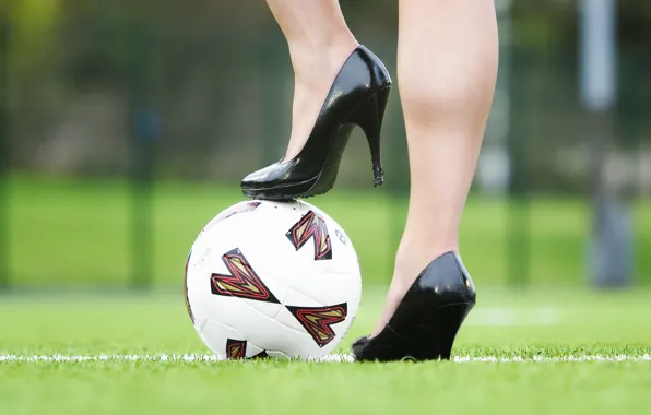 Field, sport, the ball, heels