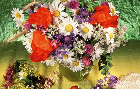 Picture photo, Flowers, Strawberry, Chamomile, Maki, Bouquet, Cornflowers