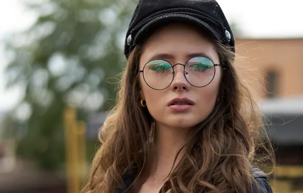 Close-up, model, portrait, makeup, glasses, hairstyle, cap, brown hair