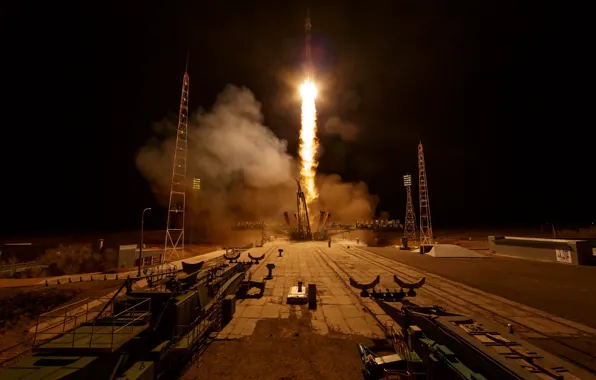 Picture rocket, start, Soyuz MS-12