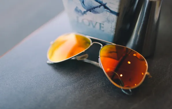 Picture macro, reflection, glasses, sun