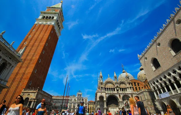 Picture people, Italy, Venice, the Doge's Palace, Piazzetta, Campanile, the Cathedral of St. Mark