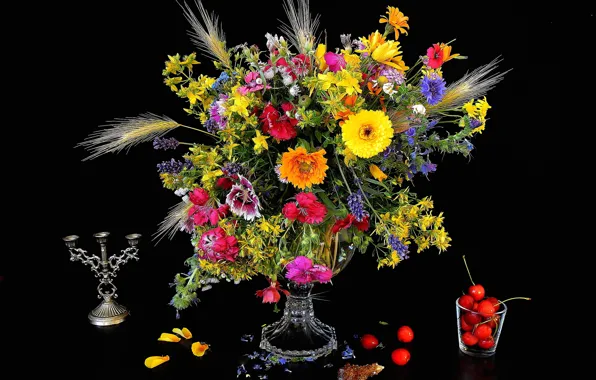Picture berries, bouquet, vase, still life