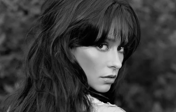 Picture look, girl, hair, back, black and white, actress, Jennifer Love Hewitt, bangs